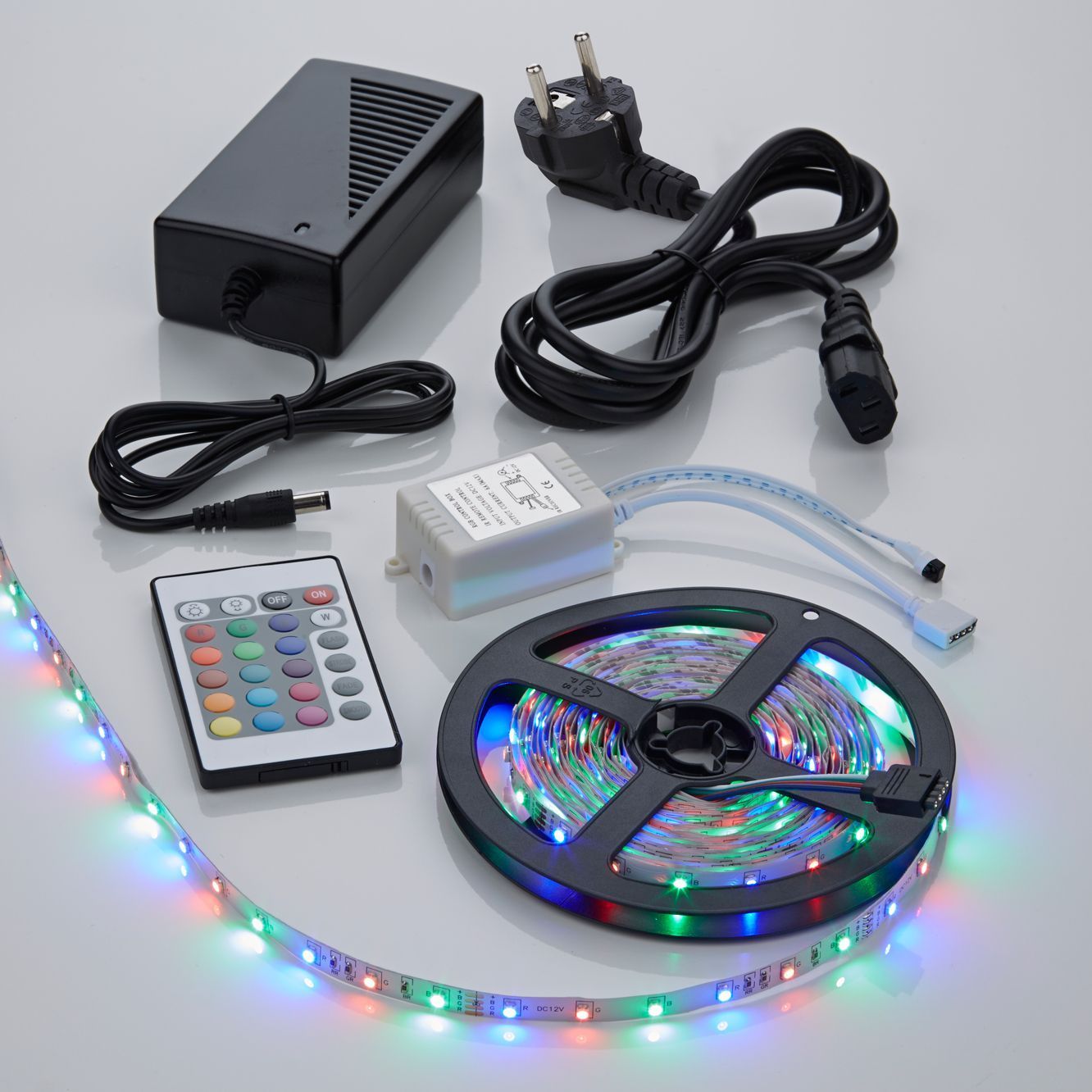 Biard Strisce LED 3528 5.M RGB Rosso Verde e Blu con Telecomando