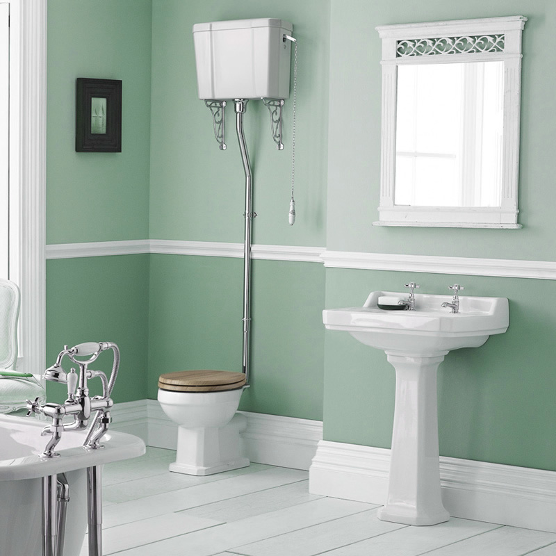Set Bagno Completo di Lavabo e Sanitario Tradizionale con Cassetta Alta con Scelta di Sedili Copri WC