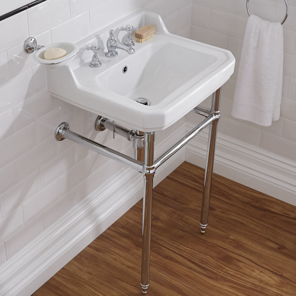 Consolle con Lavabo in Ceramica Bianca a 3 Fori e Struttura Tradizionale in Ottone Cromato 560mm - Old London