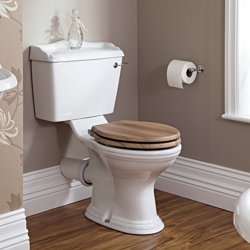Sanitario Bagno Completo di Lavabo a Colonna in Stile Tradizionale