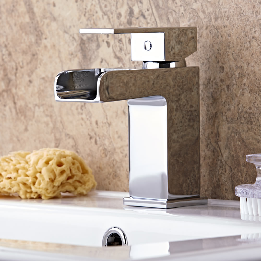Rubinetto Miscelatore Lavabo a Cascata - Parade