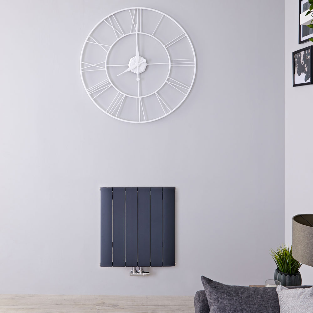 Radiatore di Design Orizzontale con Attacco Centrale - Alluminio - Antracite - 600mm x 565mm x 46mm - 768 Watt - Aurora