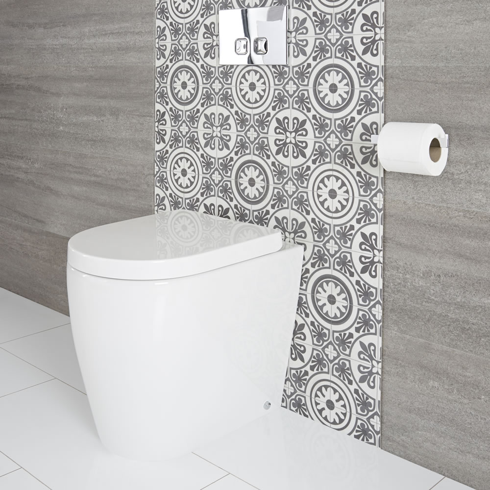 Sanitario Ovale Filo Parete Appoggio con Sedile WC con Chiusura Rallentata - Otterton