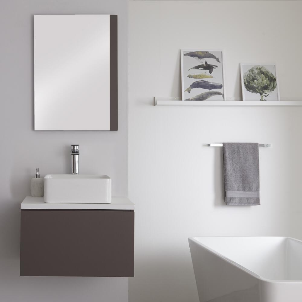 Mobile Base Sottolavabo Colore Grigio Opaco Sospeso per Lavabo da Appoggio 600mm con Top Bianco, Lavabo da Appoggio e Opzione LED – Newington