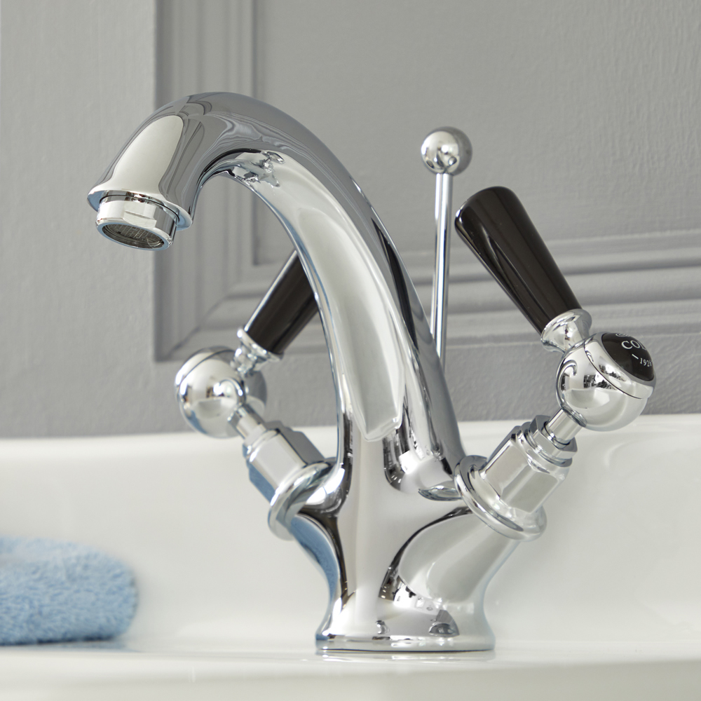 Rubinetto Miscelatore Lavabo Design Tradizionale Monocomando Finitura Cromata e Nera con Maniglia a Leva - Elizabeth