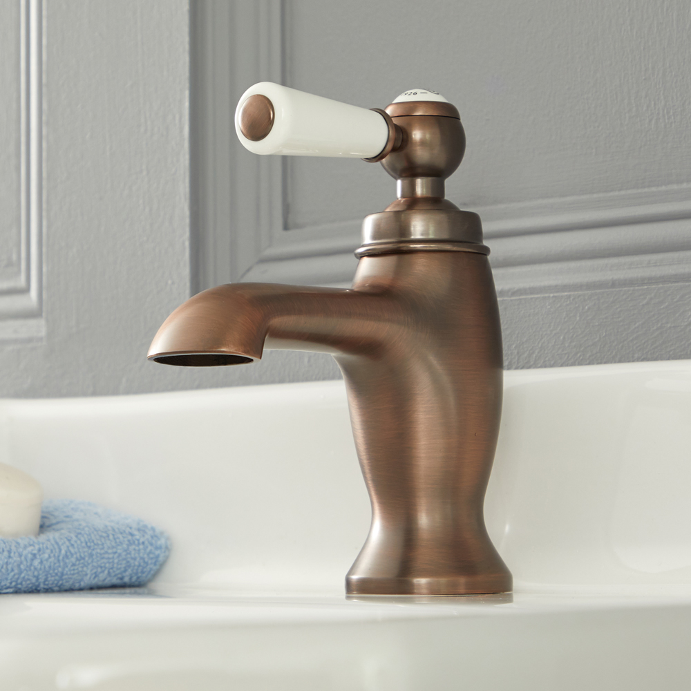 Rubinetto per Lavabo Monoforo Design Tradizionale con Maniglie a Leva Effetto Bronzo Brunito - Elizabeth