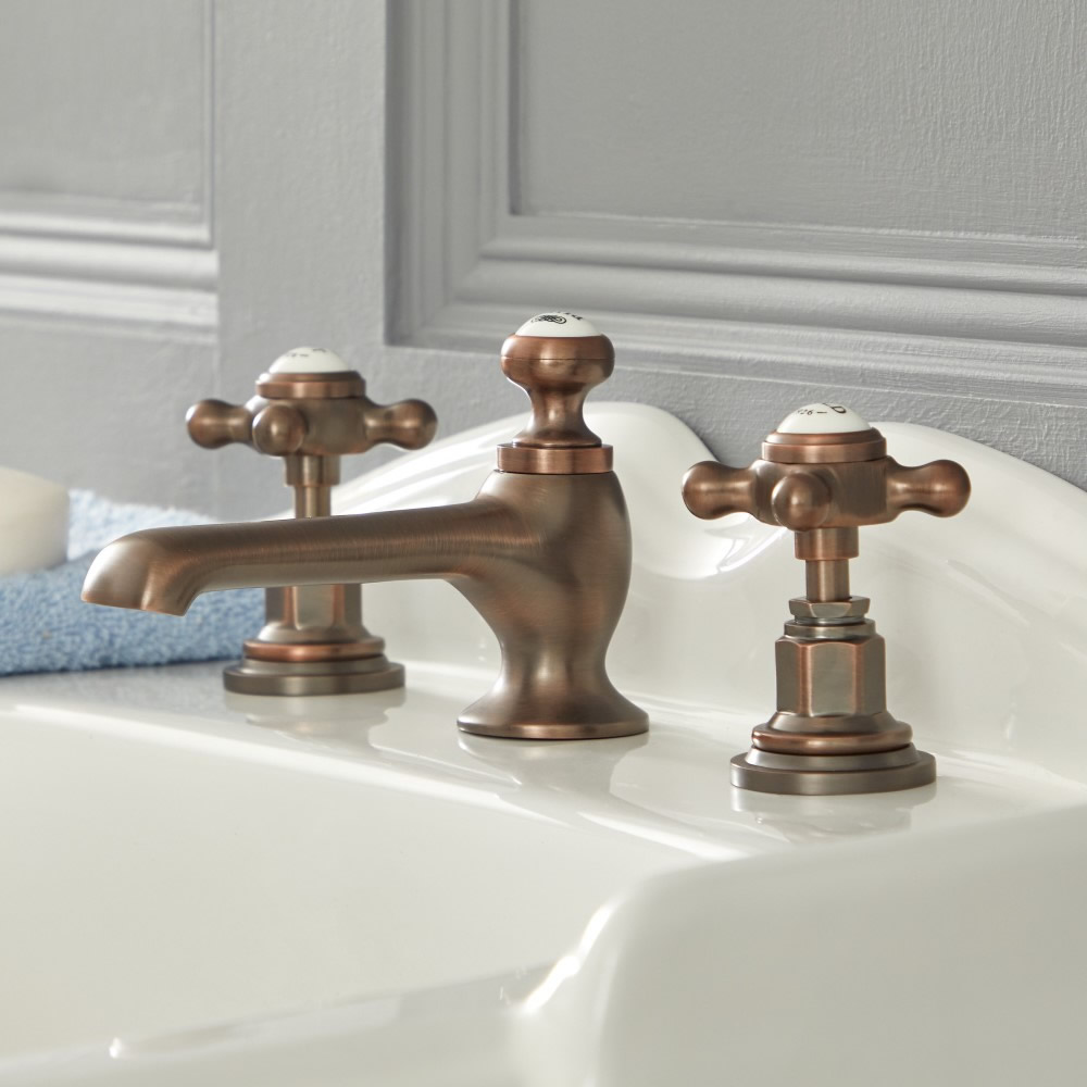 Rubinetto Miscelatore Lavabo a 3 Fori Design Tradizionale Finitura Effetto Bronzo Brunito Olio con Maniglie a Croce - Elizabeth