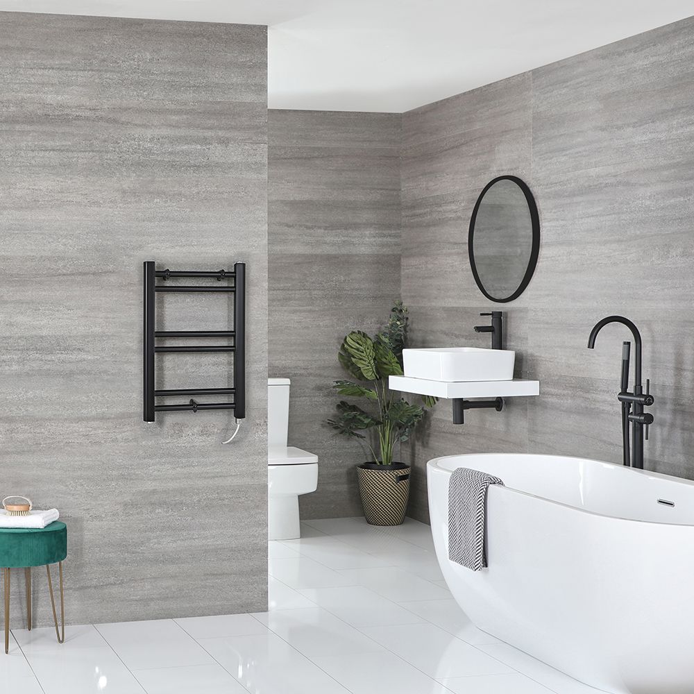 Scaldasalviette Elettrico Piatto 200W - Termoarredo Bagno Nero - 600 x 400mm - Nero