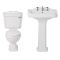 Set Bagno Completo di Lavabo su Colonna in Stile Tradizionale Predisposto per Rubinetteria a 3 Fori, Completo di Sanitario e Cassetta in Ceramica Bianca e Copriwater - Regent