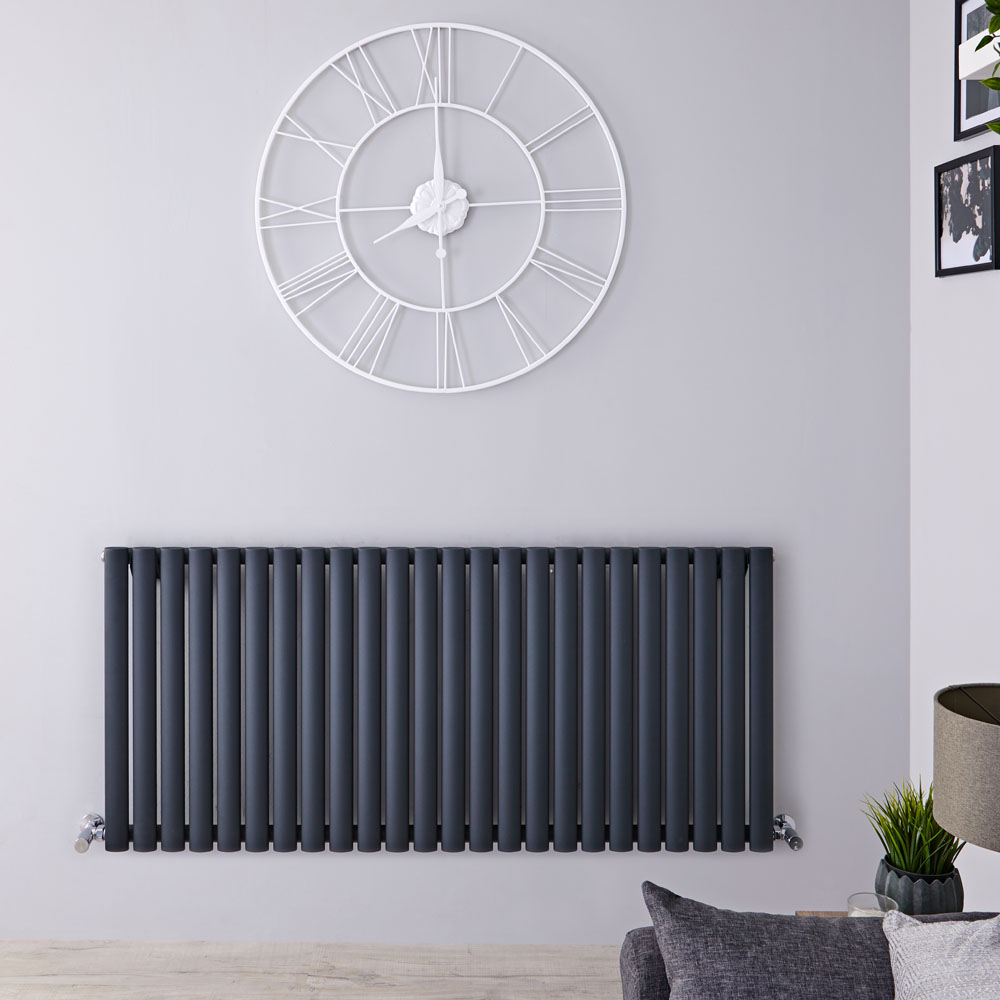 Radiatore di Design Orizzontale - Antracite - 635mm x 1411mm x 56mm - 1433 Watt - Revive