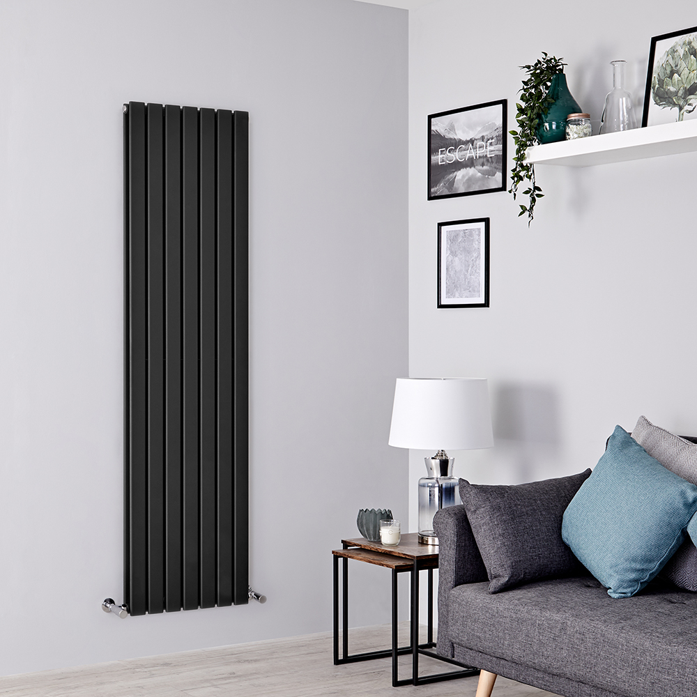 Radiatore Design Verticale Nero Disponibile in Diverse Misure - Delta