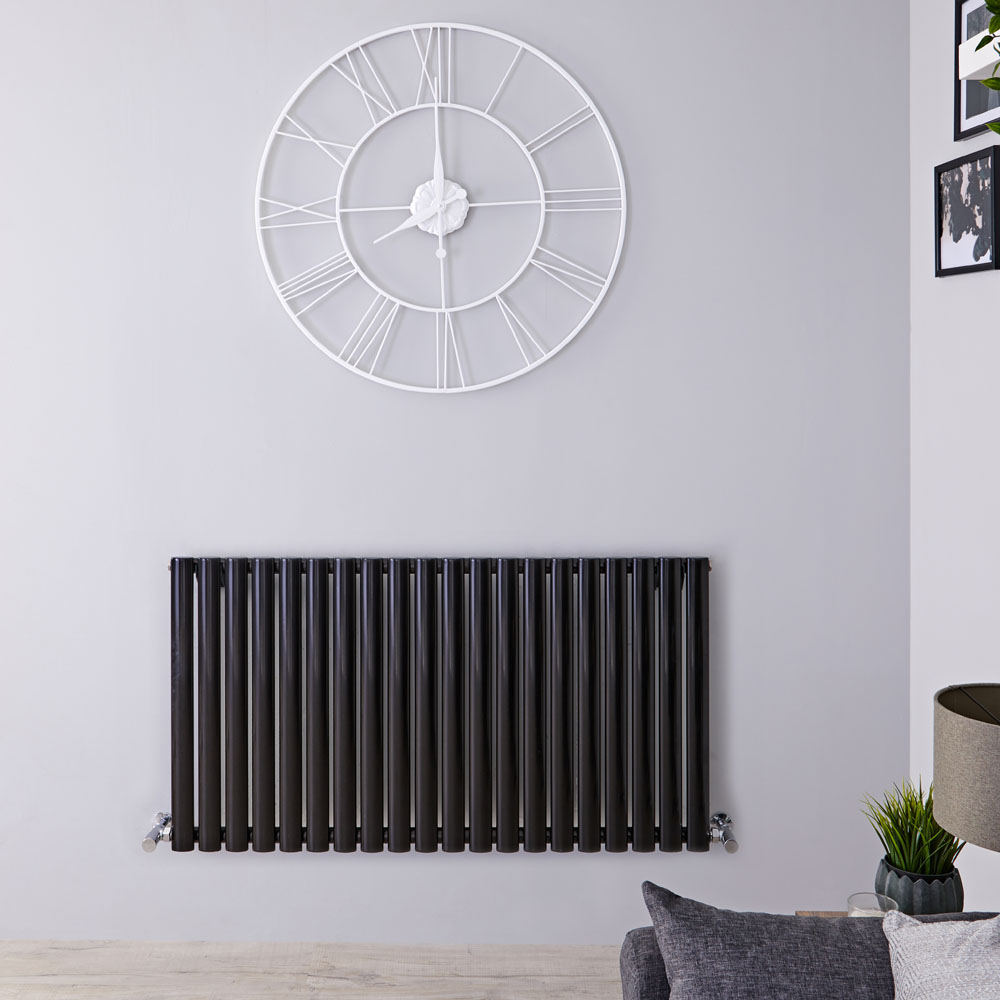 Radiatore di Design Orizzontale - Nero Lucido - 635mm x 1180mm x 56mm - 1194 Watt - Revive