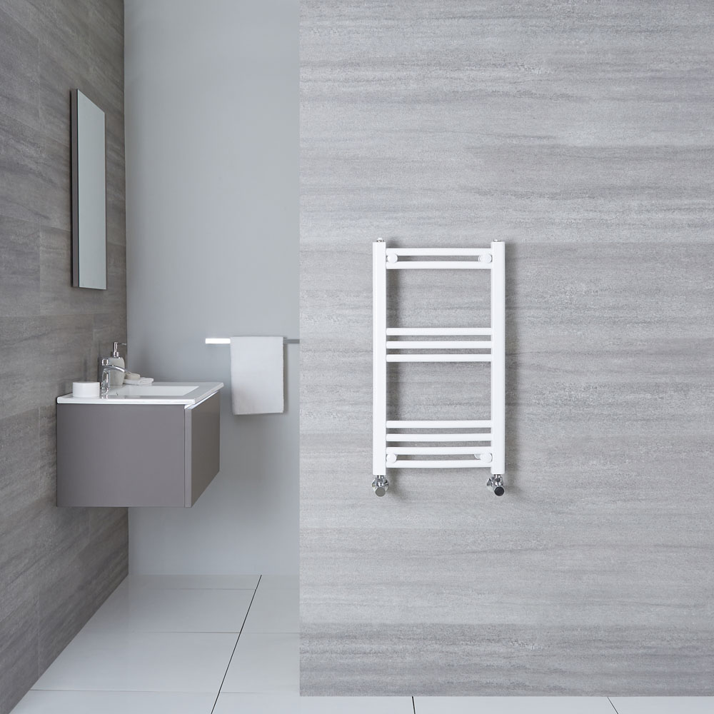 Radiatore Scaldasalviette Curvo - Bianco - 700mm x 400mm x 38mm - 276 Watt - Etna