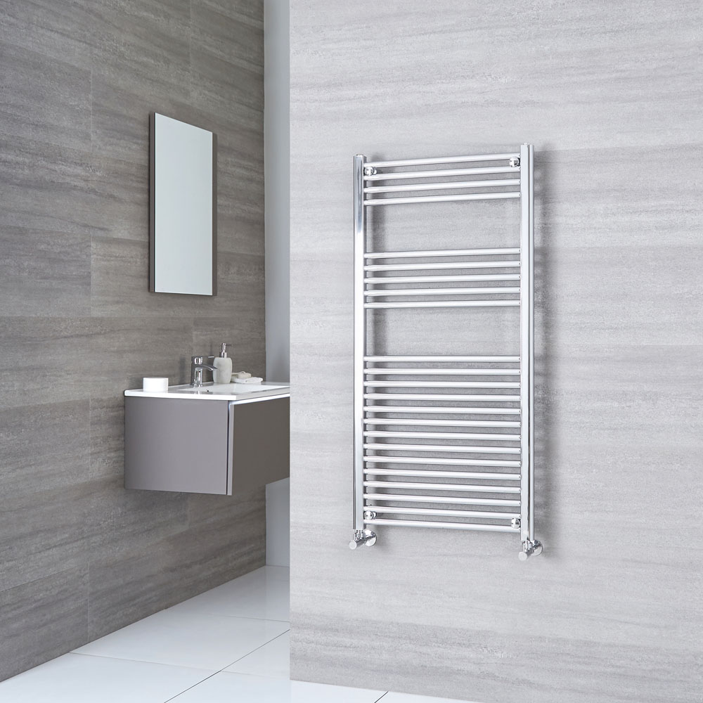 Radiatore Scaldasalviette Piatto - Cromato - 1200mm x 600mm x 30mm - 533 Watt - Ischia